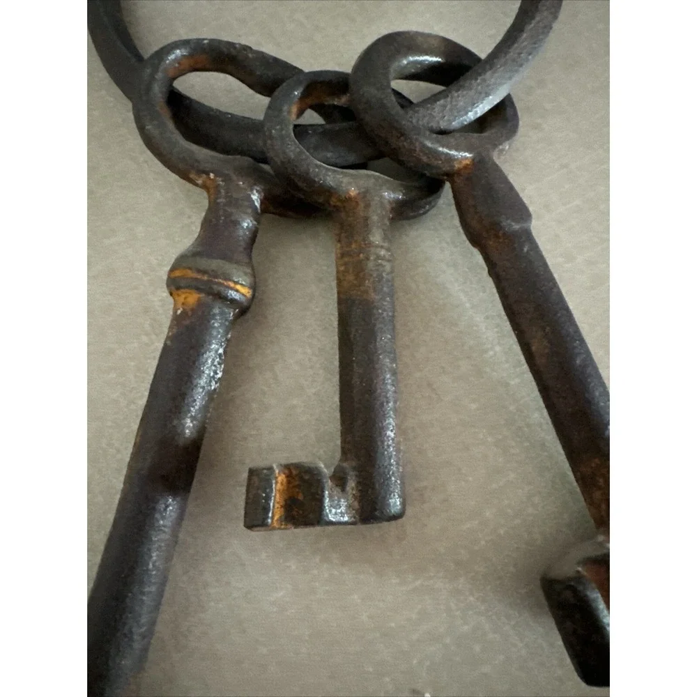 3 Vintage Cast Iron Skeleton Key Set on Ring 3.5